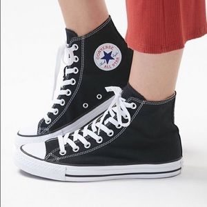 Converse “Chuck Taylor All Star” High Top Sneakers